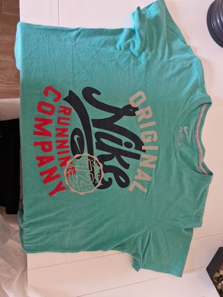 Camiseta Nike turquesa - Talla M
