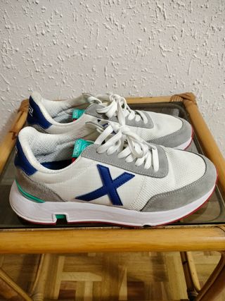 Zapatillas Munich grises y blancas talla 42