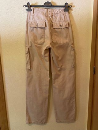 Pantalón Cargo Bershka Beige XXS