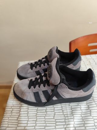 Adidas Campus grises y negras
