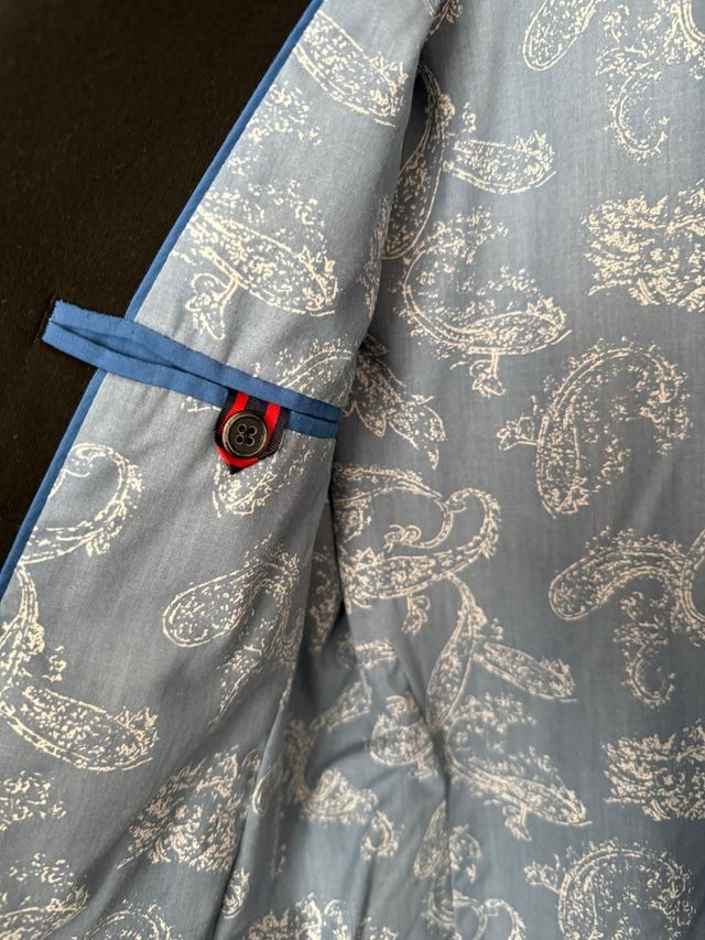 Americana negra easy wear slim fit