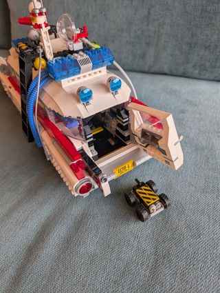 LEGO Icons 10274 ECTO-1 Ghostbusters completo
