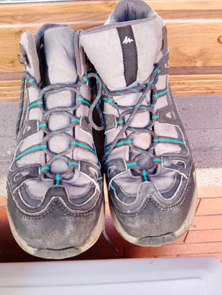 Scarponcini trekking Decathlon usati