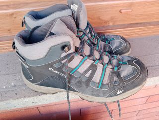 Scarponcini trekking Decathlon usati