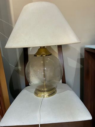 Lampara mesa dorada - cristal
