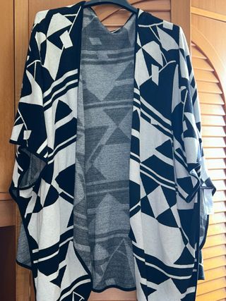 Poncho B/N - Cardigan
