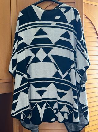 Poncho B/N - Cardigan