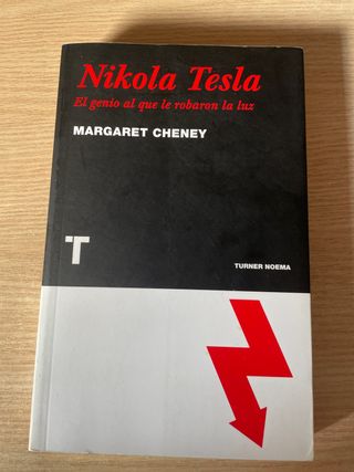 Nikola Tesla: El genio al que le robaron la luz...