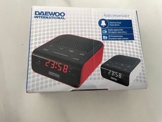 Radio despertador Daewoo DCR-46