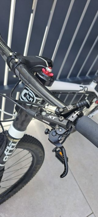 Bicicleta Cannondale F29 Carbono