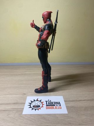 Figura de Deadpool Marvel Comics