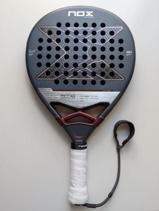 Pala pádel NOX AT10 Genius 12K