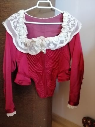 Traje Fallera y 
corpiño manga larga