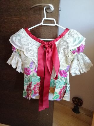 Traje Fallera y 
corpiño manga larga