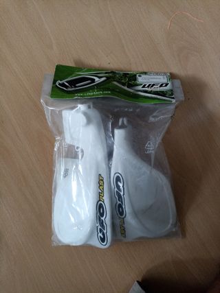 Paramanos UFO Plast Yamaha