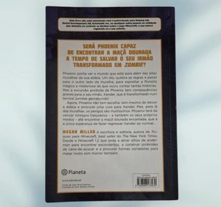 Em Busca da Maçã Dourada (Portuguese Edition)