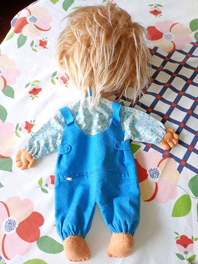 Muñeca Vintage años 70 - Ropa de tela