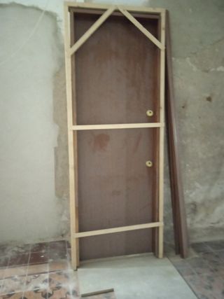 Puerta interior madera maciza