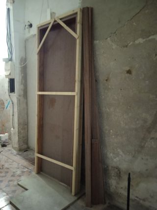 Puerta interior madera maciza