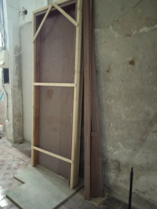 Puerta interior madera maciza
