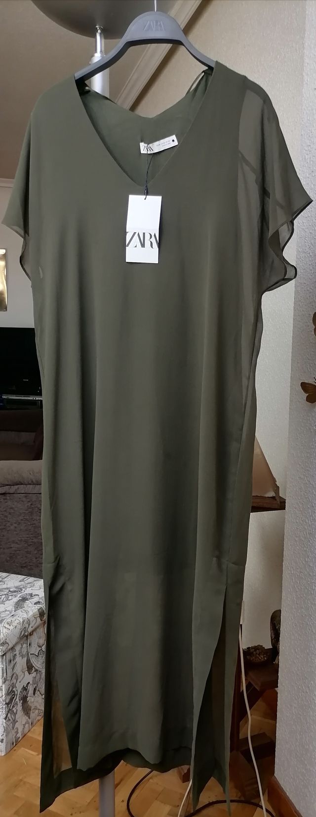 Vestido Zara verde fluido - nuevo