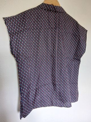 Camisa  - azul marino con Rojo