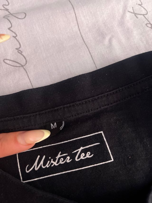 Camiseta Lebron James Mister Tee Snipes