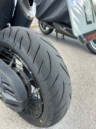 Honda X-ADV 750 (2021) Impecable