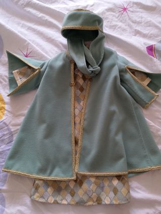 Traje medieval niña 2 años - impecable