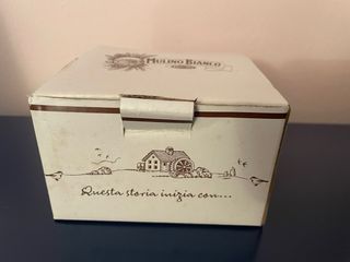 Set tazzina e piattino Cantastorie 2013 