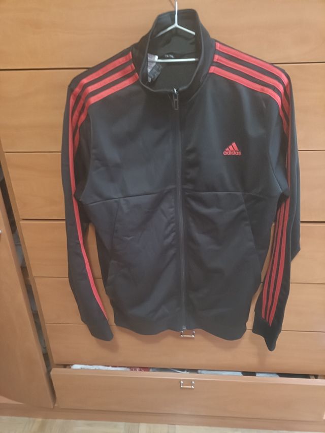 Chaqueta Adidas c/3 rayas rojas