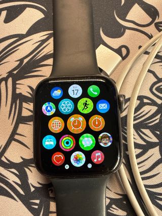 Apple Watch Series 5 - Negro