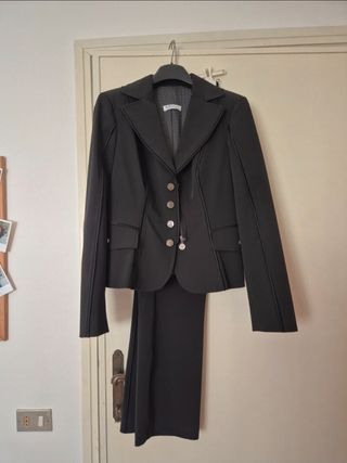 Completo giacca pant. nero elegante