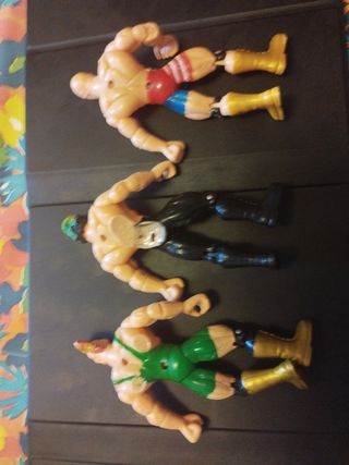 3 Figuras Luchadores