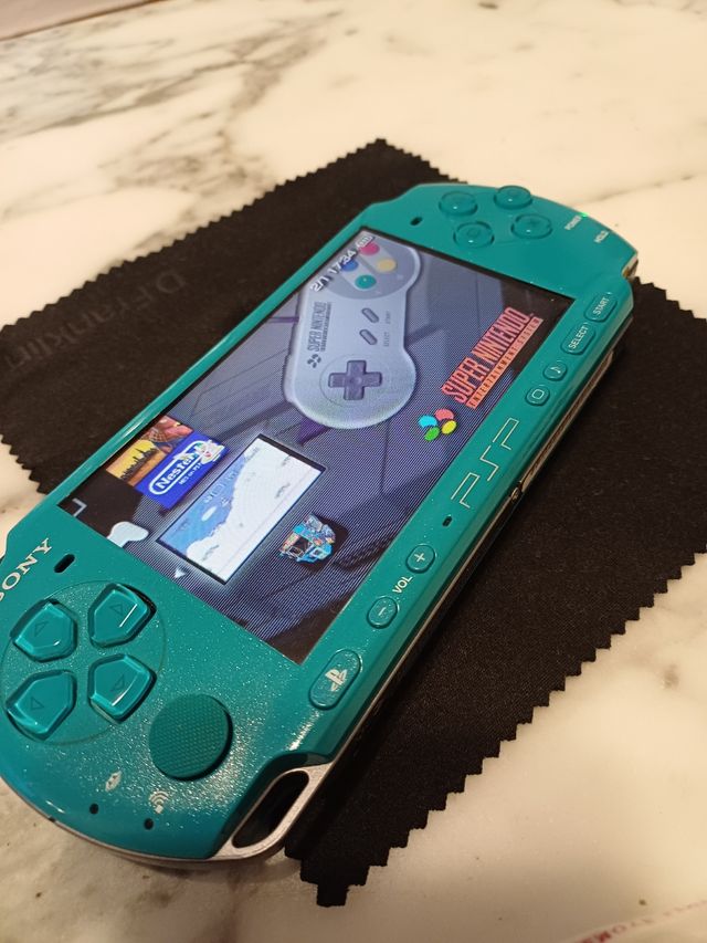 PSP 3004 64 GB blu turchese.