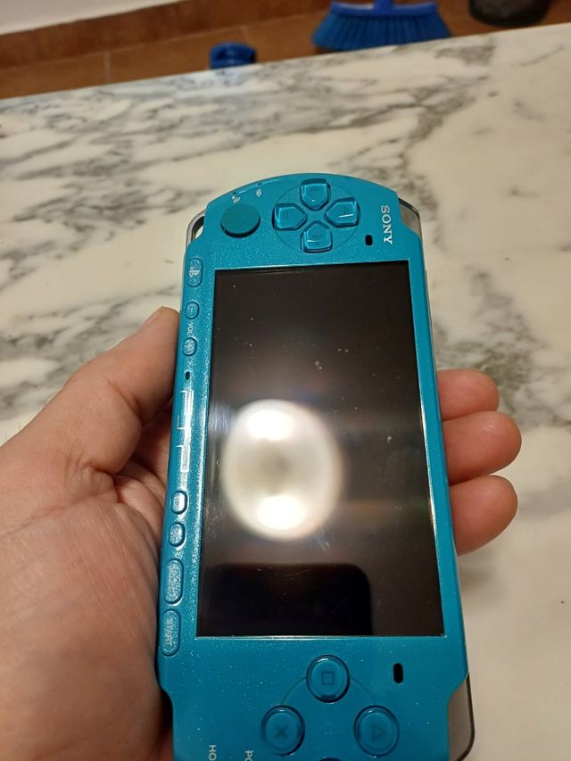 PSP 3004 64 GB blu turchese.