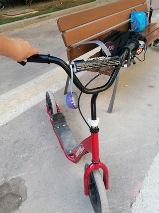 Patín infantil rojo