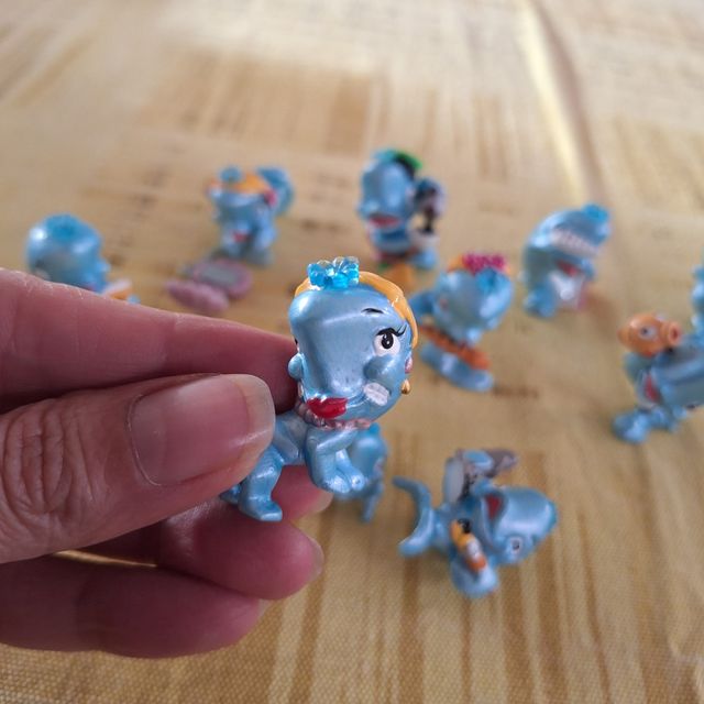 10 Sorpresine Balenotti Kinder