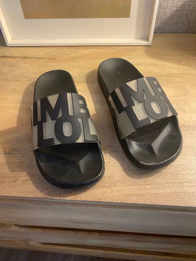 Sandalias Bimba y Lola negras
