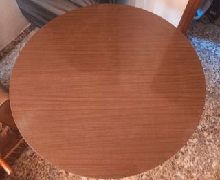 Mesa extensible redonda de madera maciza