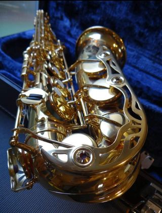 Saxofón Yamaha YAS-62 dorado