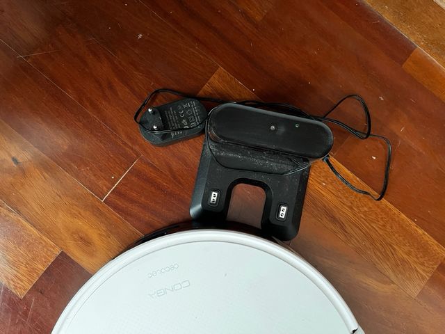 Robot aspirapolvere Cecotec Conga