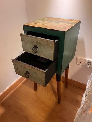 Mesilla de noche vintage