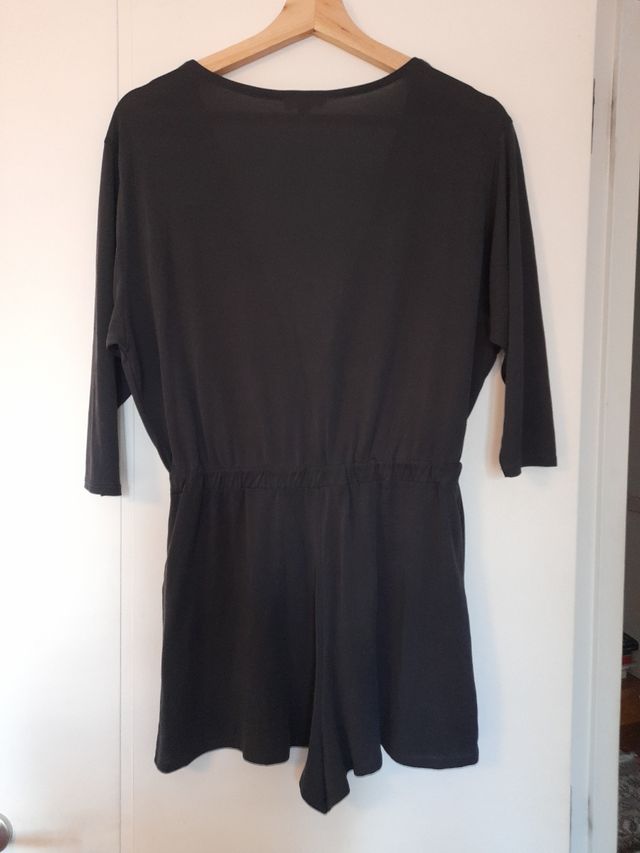 Playsuit gris Urban Outfitters S