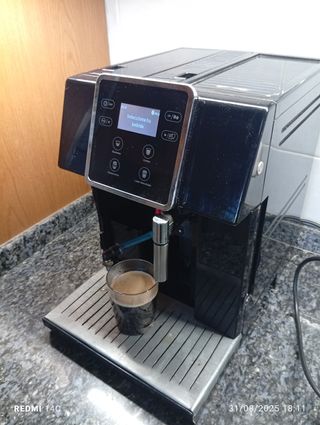 Cafetera Delonghi ESAM 420.40B