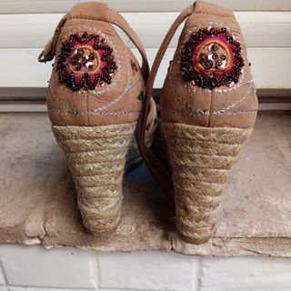 Sandalias cuña Bom Bon Chic 40