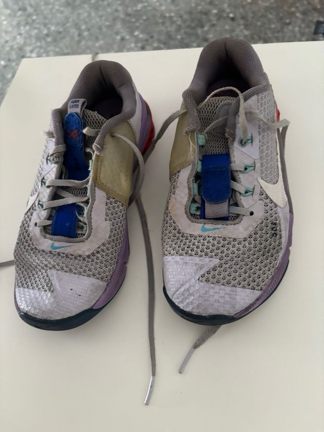 Zapatillas Nike Metcon 7 Gris