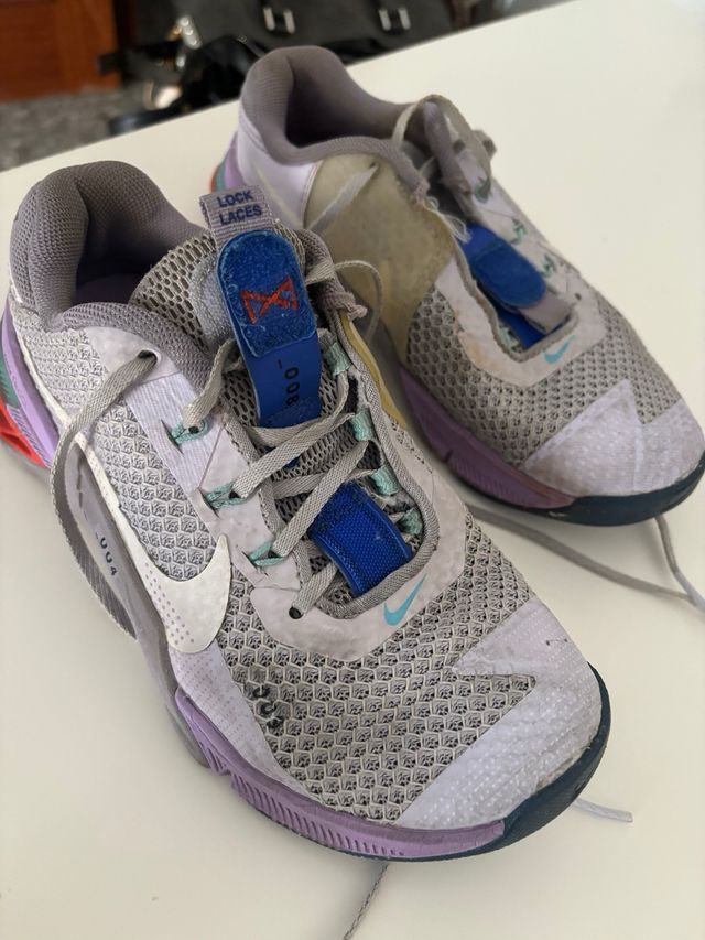 Zapatillas Nike Metcon 7 Gris