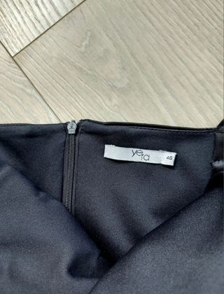Talla 46 - Vestido negro y chaqueta Yera