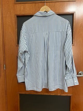 Camisa Sfera rayas azul-blanco